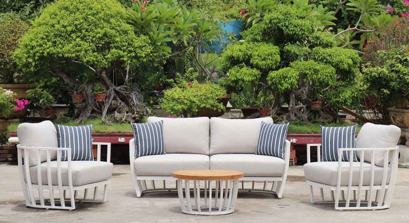 Outdoor 4 piece lounge setting sale